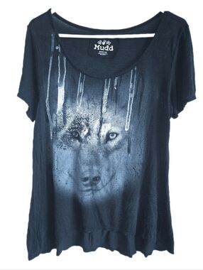 Mudd Wolf Graphic Grungey Black Tee